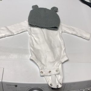 Baby bear beanie and onesie set